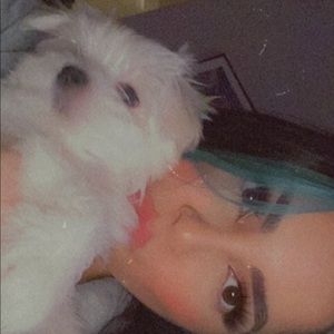 Meet your Posher, Aimee